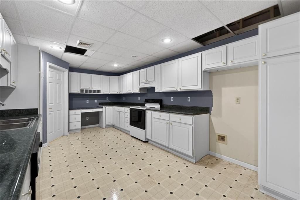 3609 NW 75th Court — photo 52