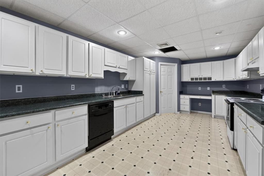 3609 NW 75th Court — photo 53