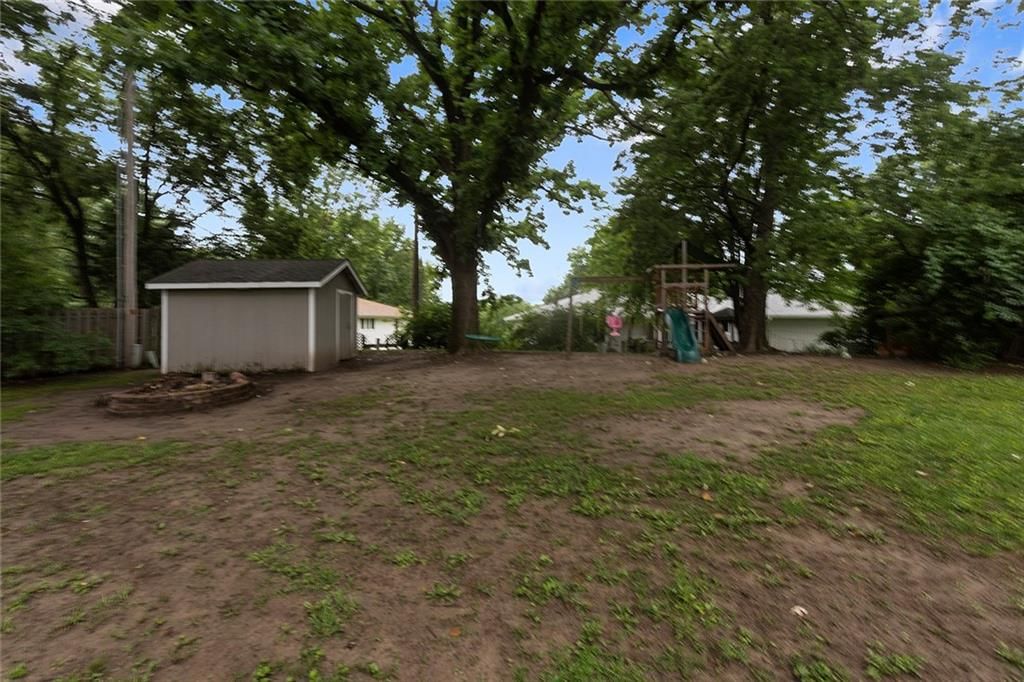 6902 Michael Lane — photo 36