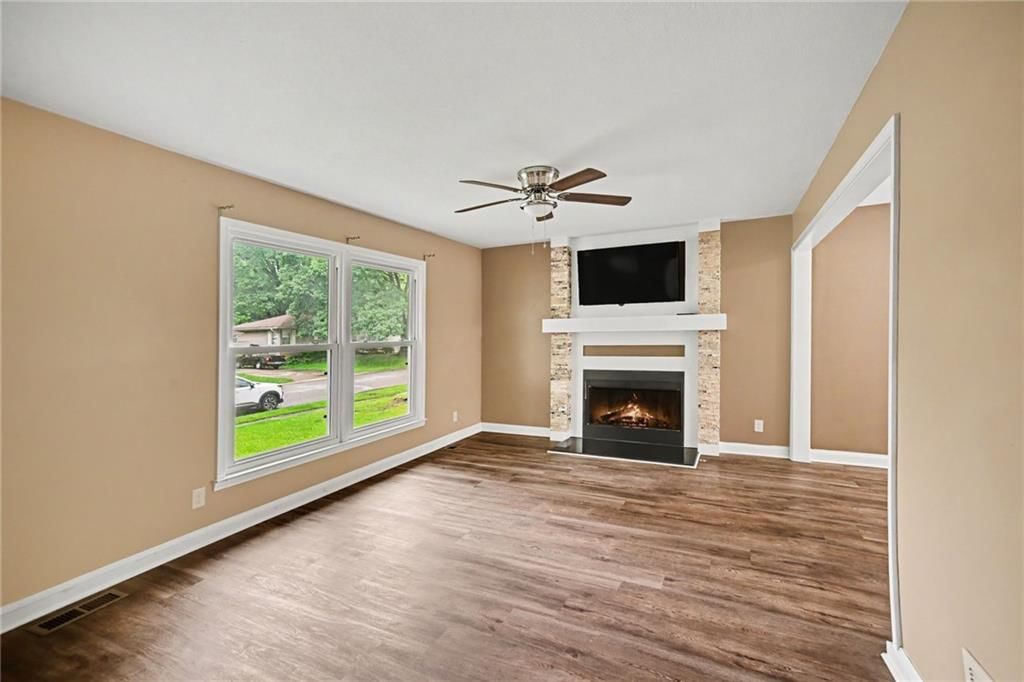 5313 N Lydia Avenue — photo 6