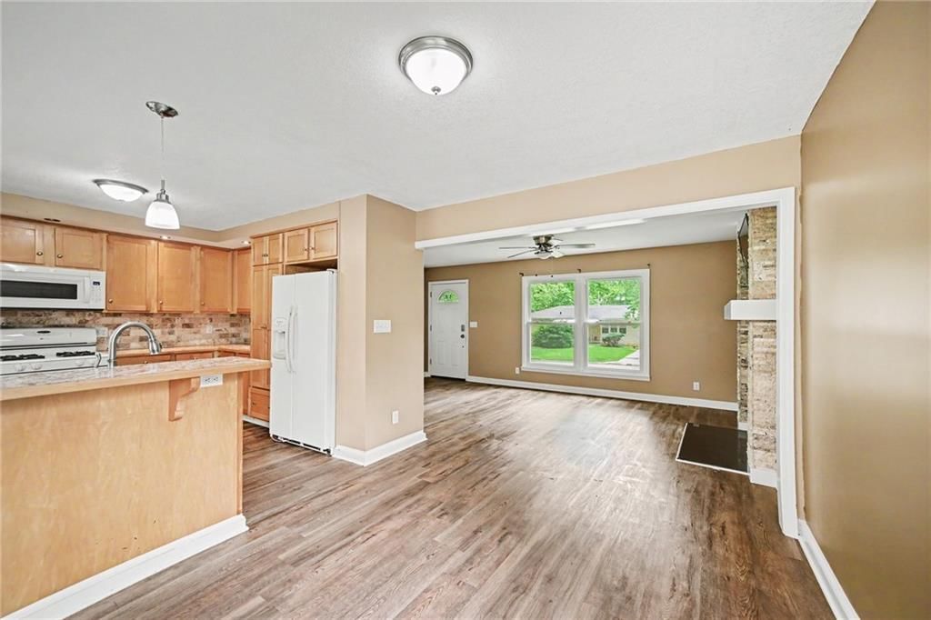 5313 N Lydia Avenue — photo 10