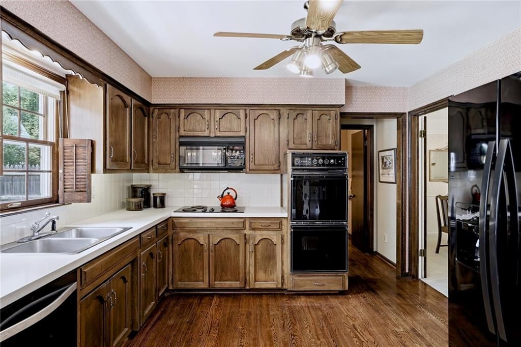3423 W 92nd Place — photo 15