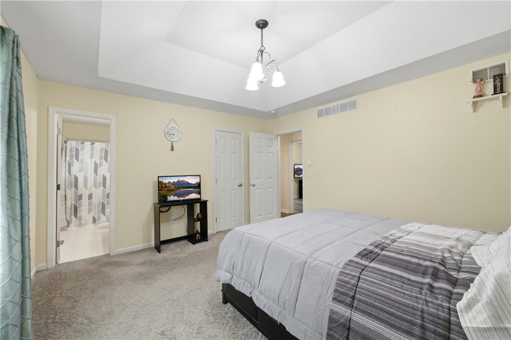 7902 Spring Valley Road — photo 9