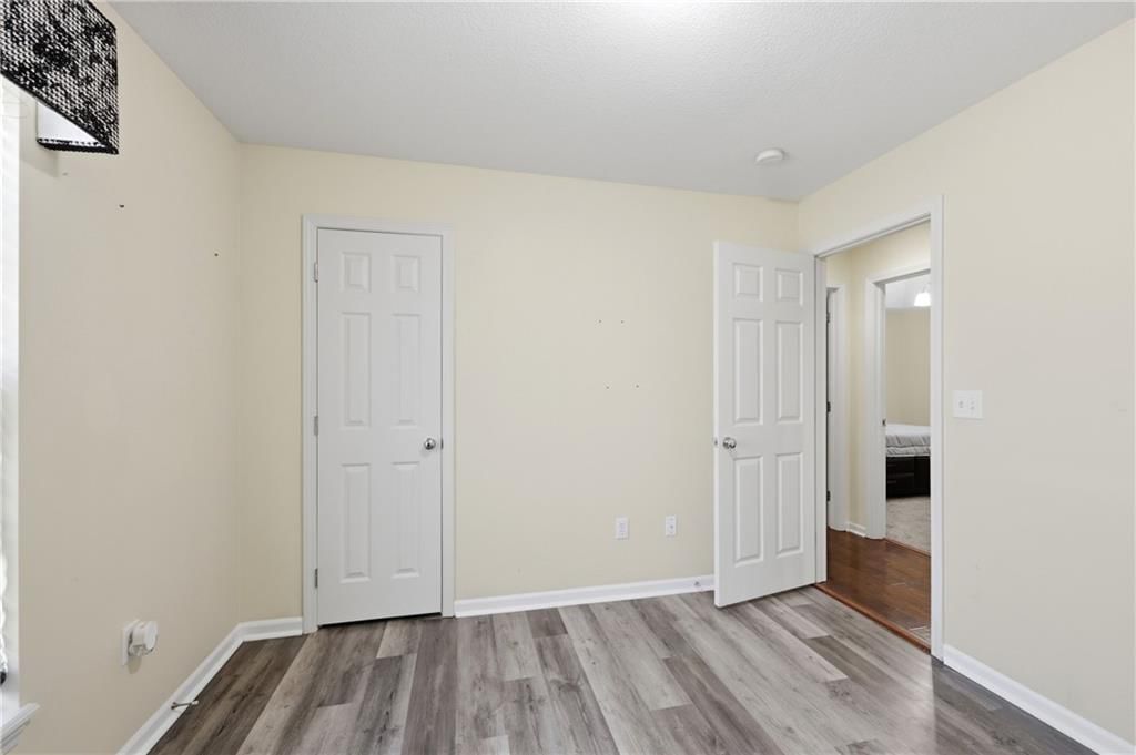 7902 Spring Valley Road — photo 12