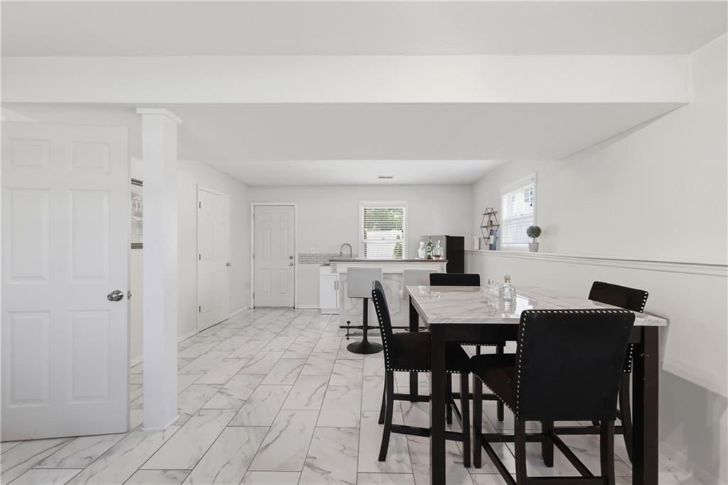 7902 Spring Valley Road — photo 14