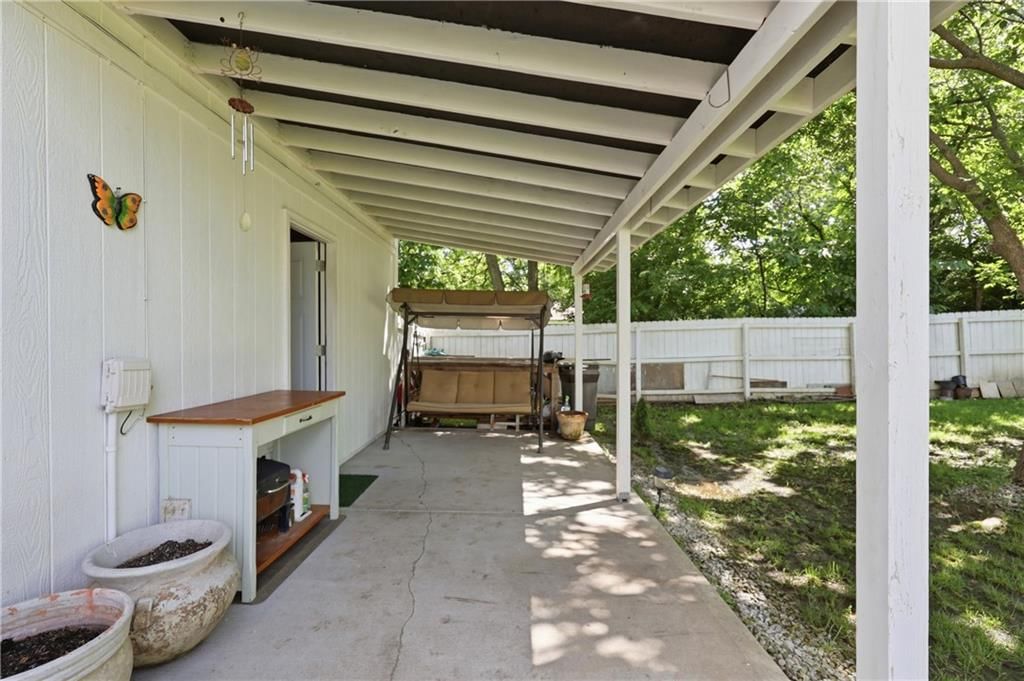 7902 Spring Valley Road — photo 23