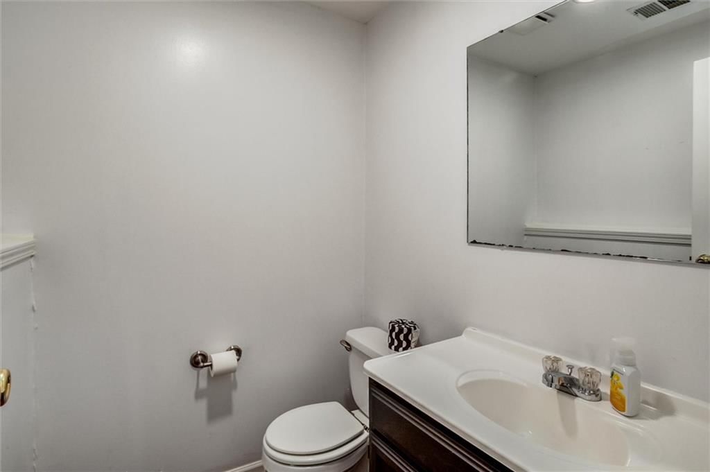 9710 W 49th Terrace — photo 25