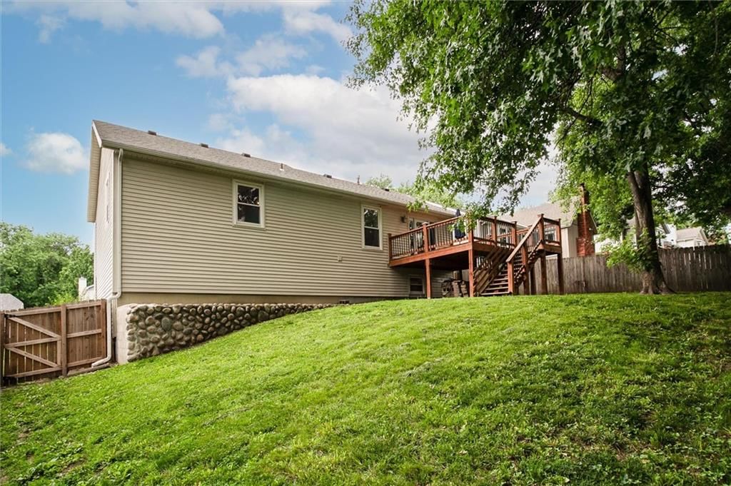 9710 W 49th Terrace — photo 28