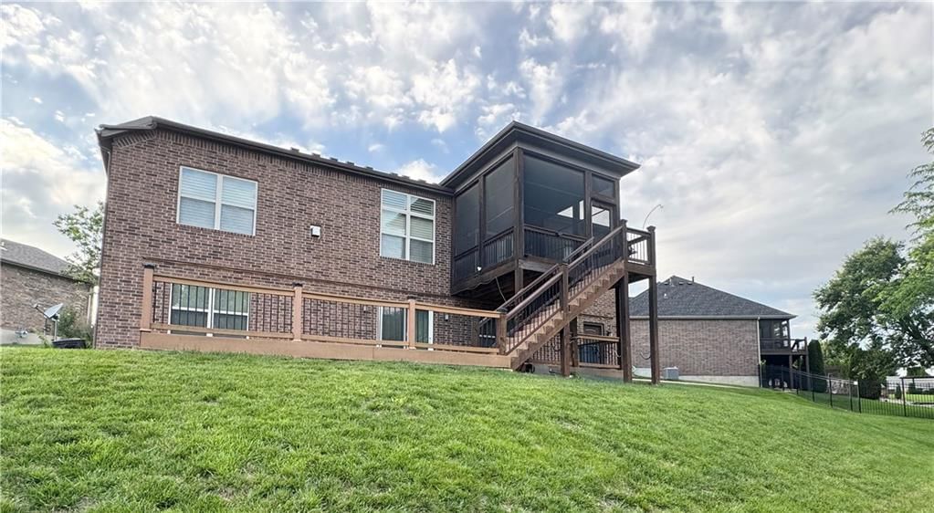 3109 N 109th Terrace — photo 3