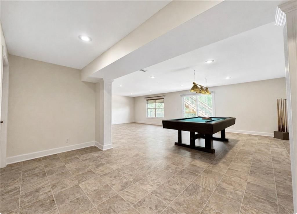 3109 N 109th Terrace — photo 32