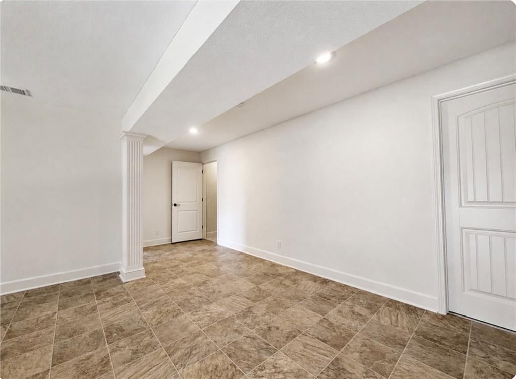 3109 N 109th Terrace — photo 34