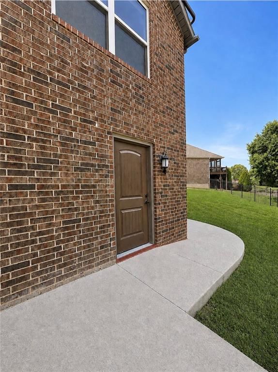 3109 N 109th Terrace — photo 48