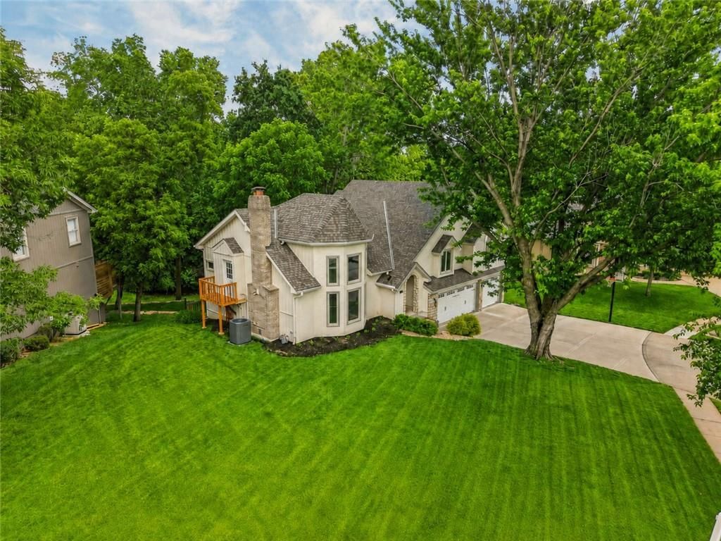 1808 NE 82nd Place — photo 3