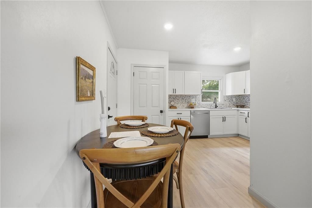 2901 S 26th Street — photo 10