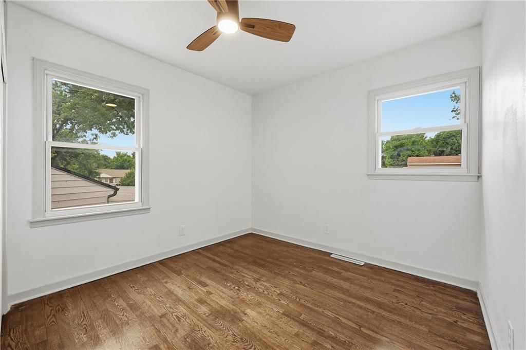 2901 S 26th Street — photo 17
