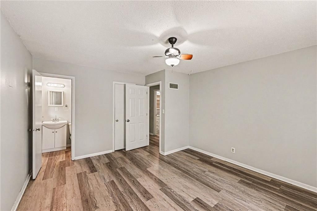 7420 N Main Street — photo 9