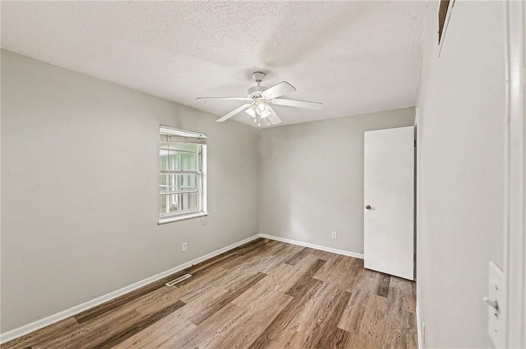 7420 N Main Street — photo 14