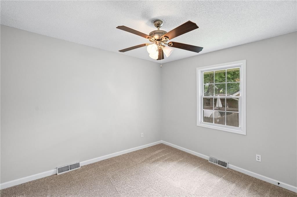 1210 SE 5th Street — photo 10