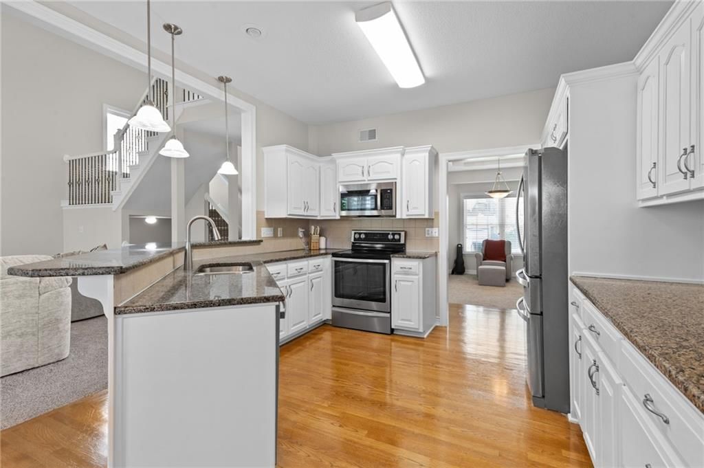 4001 SW Boulder Drive — photo 8