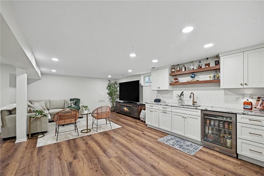 5020 Clark Drive — photo 7