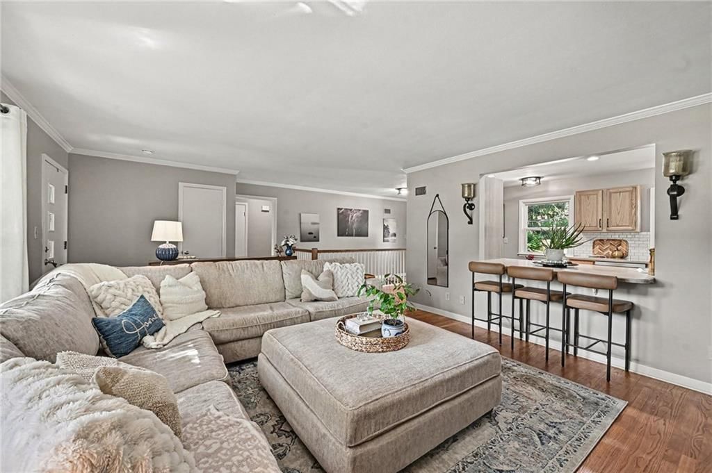 5020 Clark Drive — photo 8