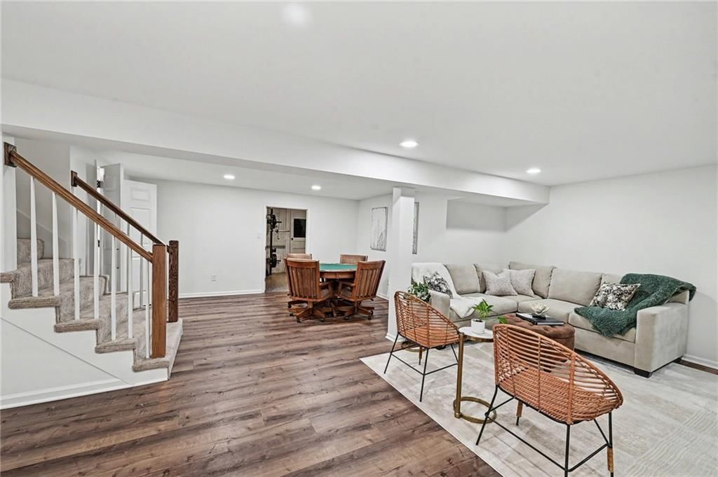 5020 Clark Drive — photo 14