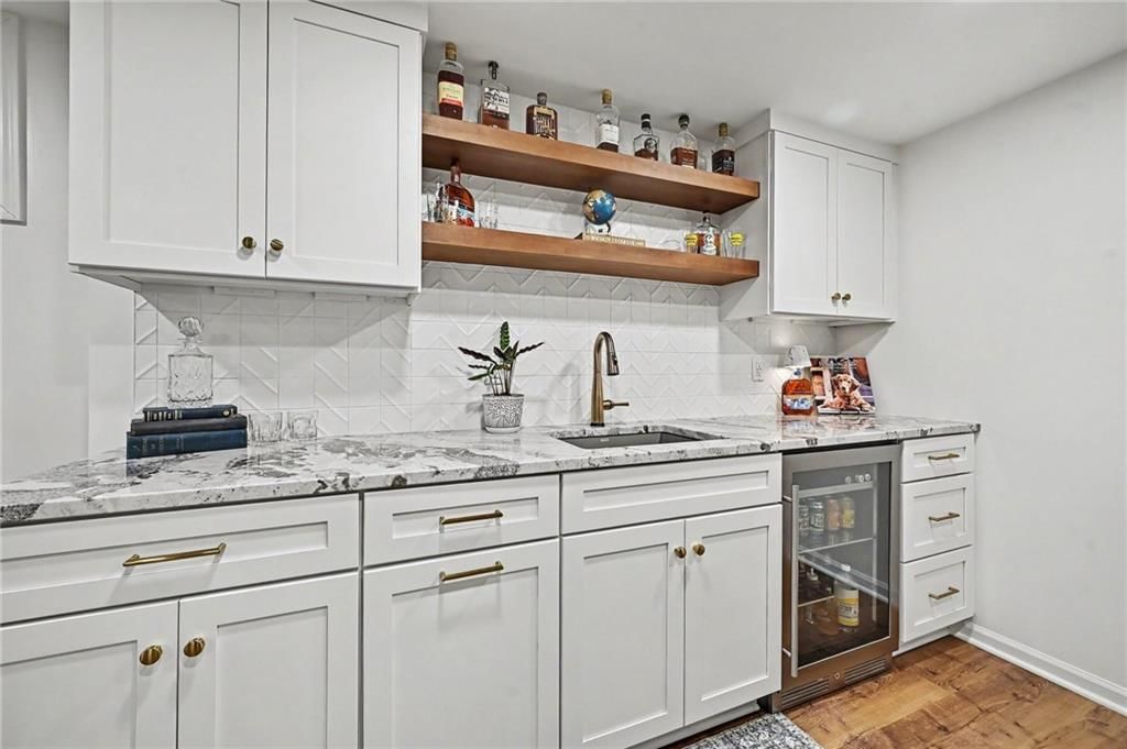5020 Clark Drive — photo 24
