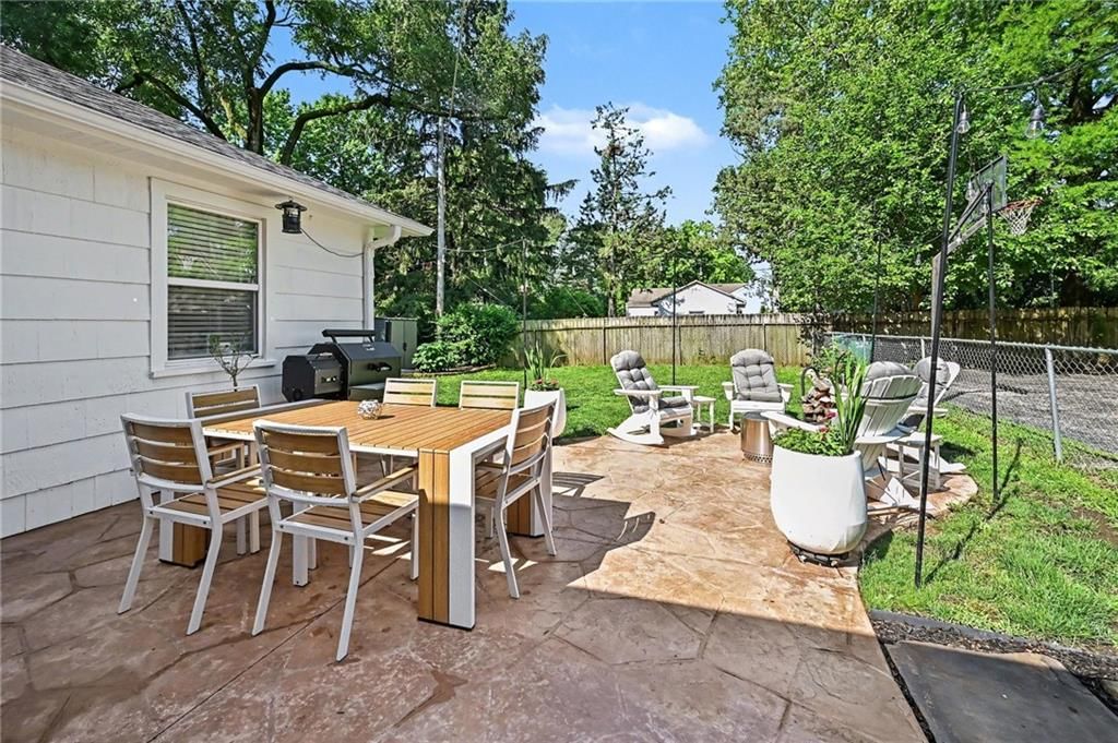 5020 Clark Drive — photo 29