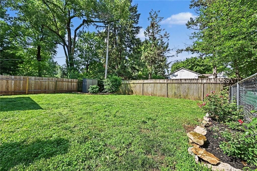 5020 Clark Drive — photo 31