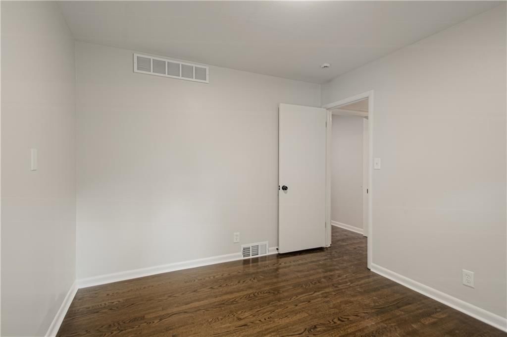 8219 E 85th Terrace — photo 30