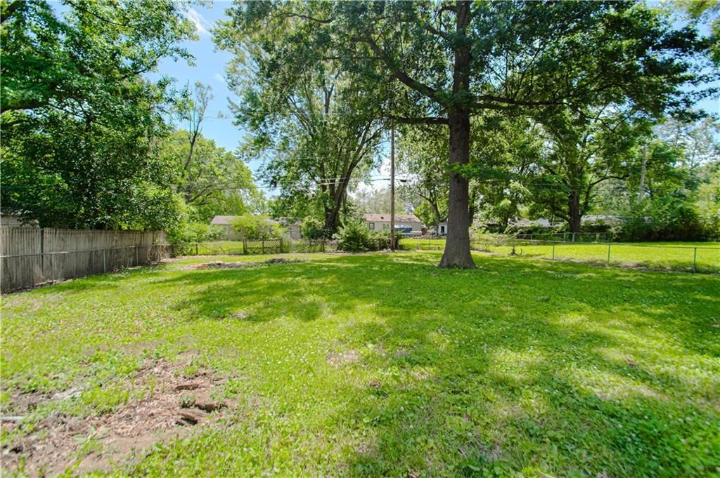 8219 E 85th Terrace — photo 49
