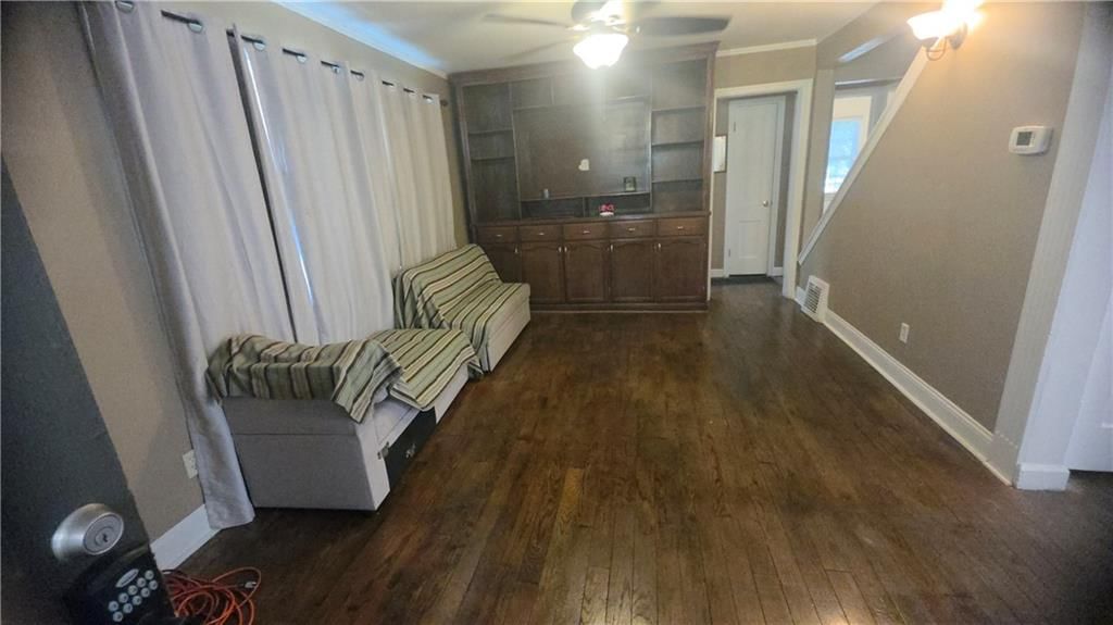 1312 W 29th Street — photo 3