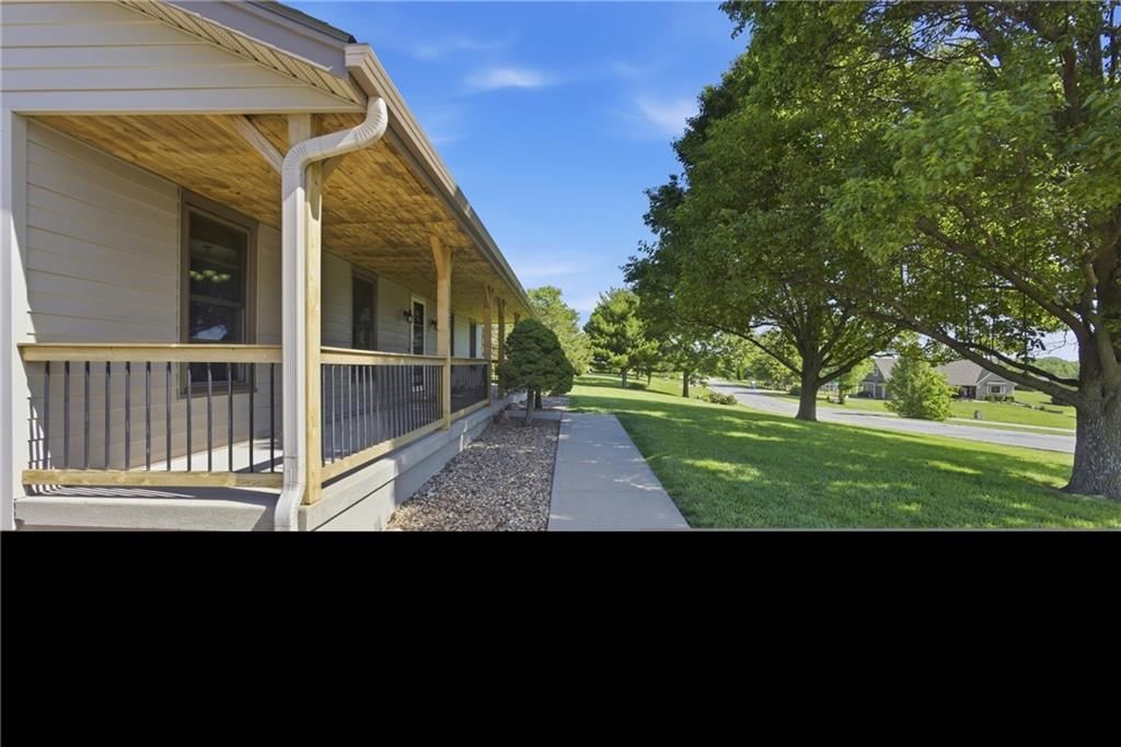 15220 Terra Pulchra Drive — photo 4