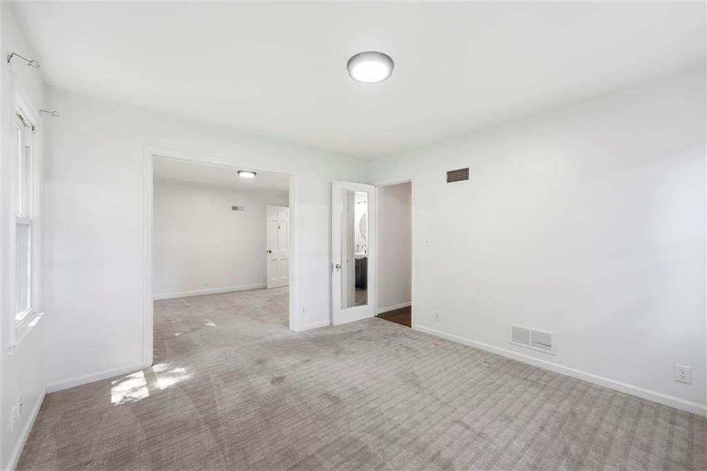 3005 W 50th Terrace — photo 17