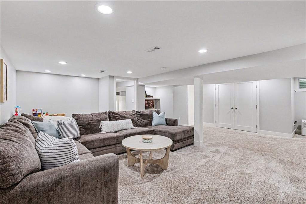 7401 W 65 Street — photo 13