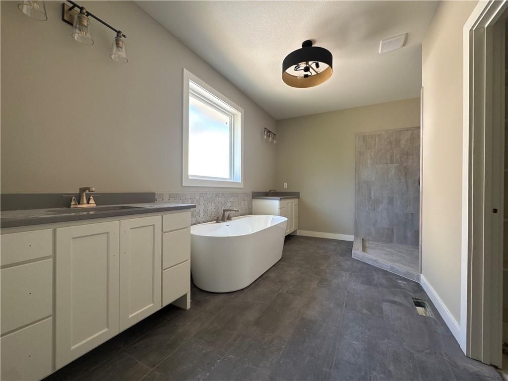 2717 NE 91st Place — photo 52
