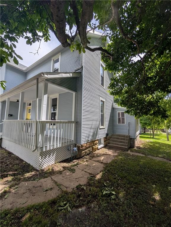 214 Bell Avenue N — photo 9