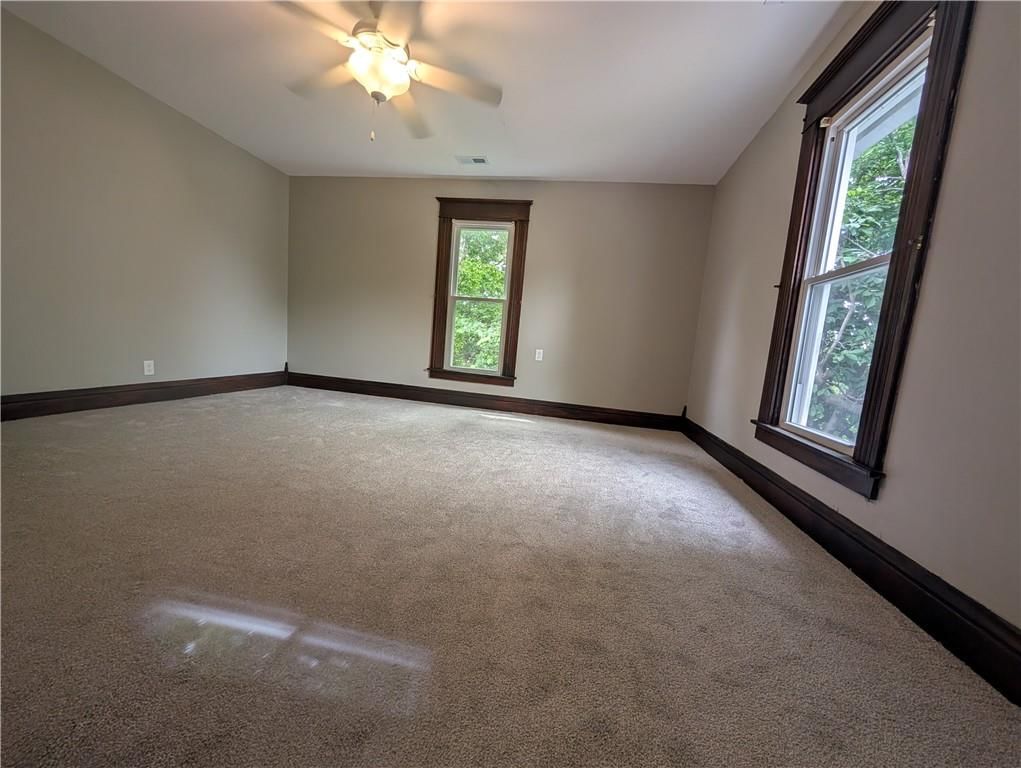 214 Bell Avenue N — photo 35