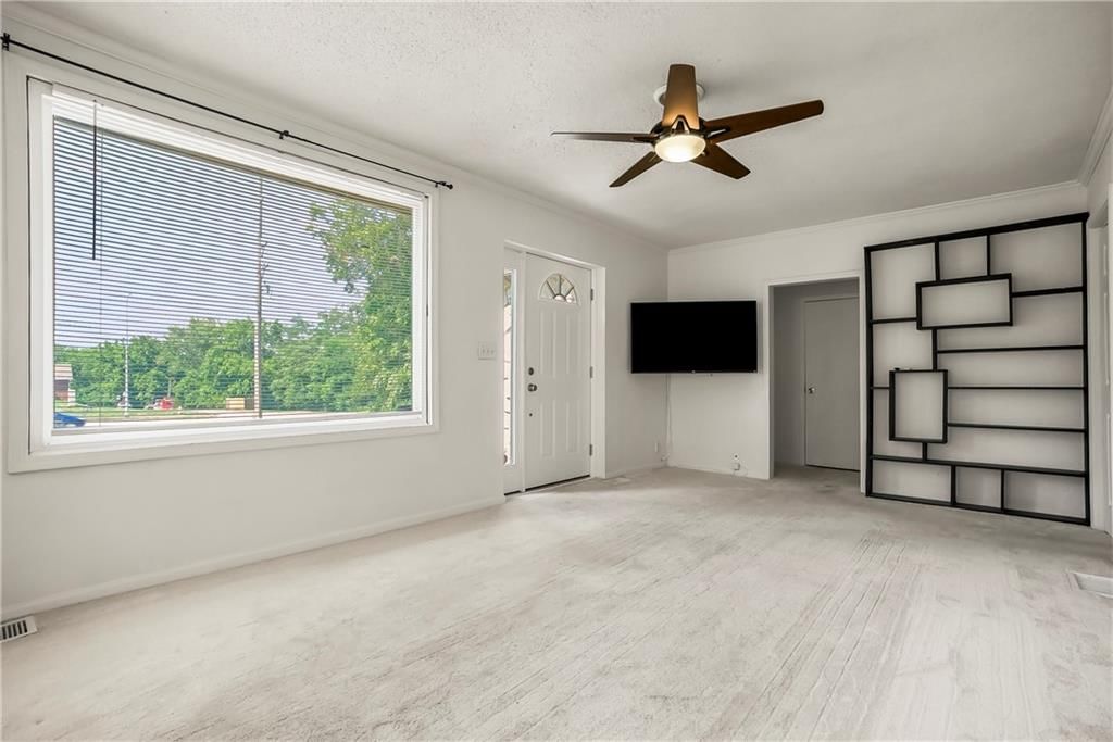 1417 W Santa Fe Street — photo 8