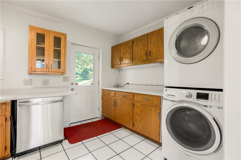 1417 W Santa Fe Street — photo 16