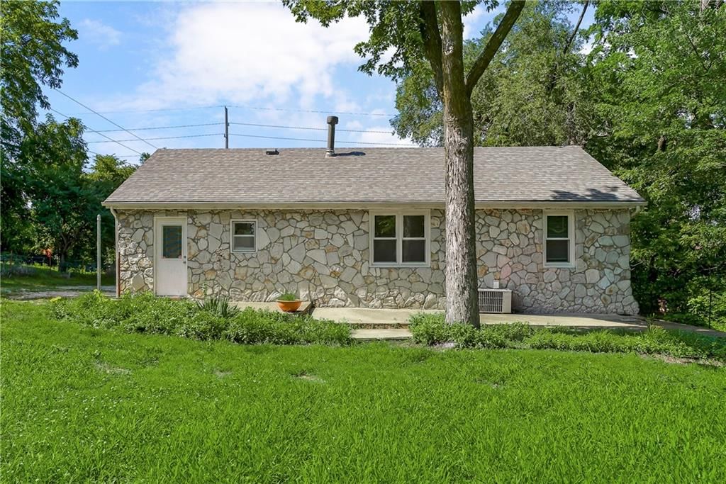 1417 W Santa Fe Street — photo 25