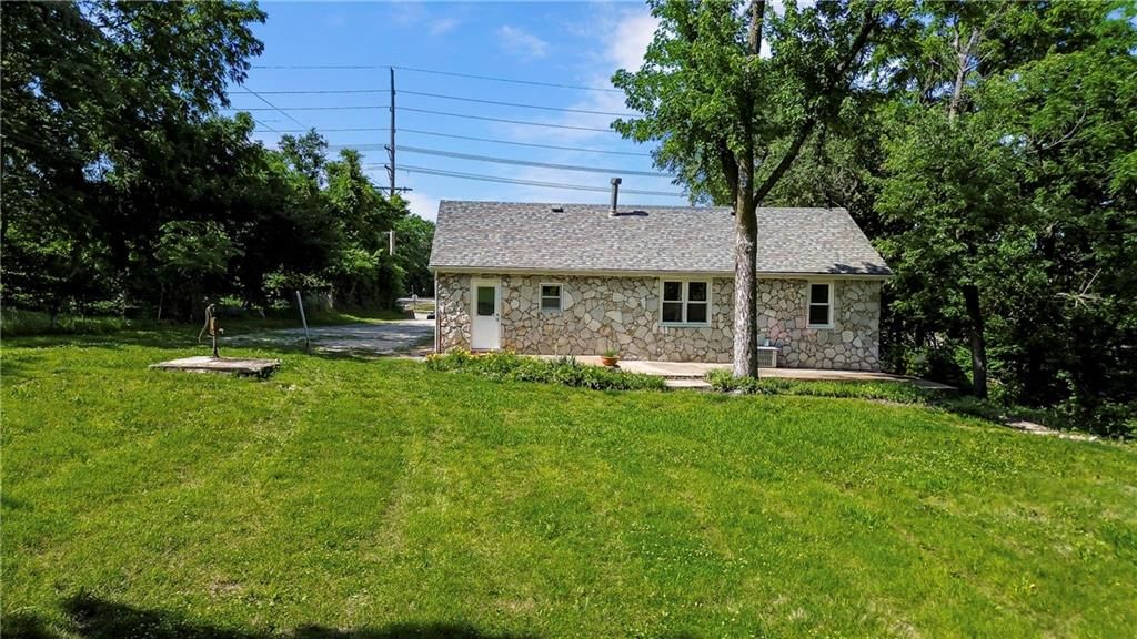 1417 W Santa Fe Street — photo 28