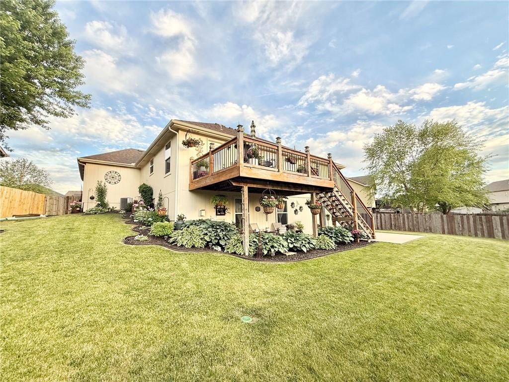 2128 Alder Street — photo 32
