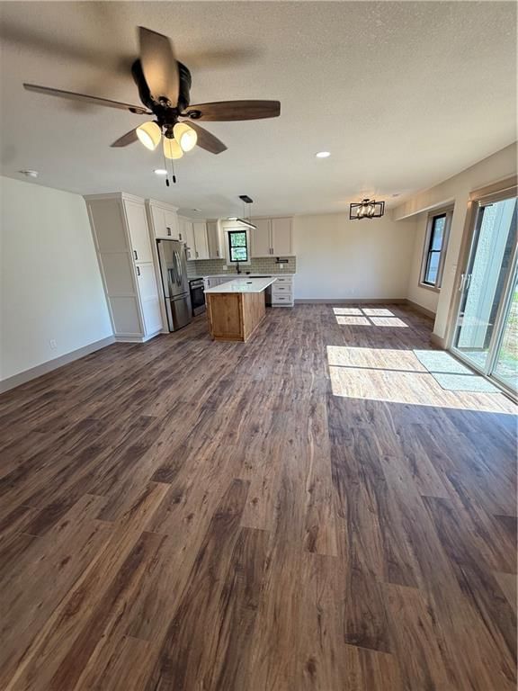 501 S Olive Street — photo 17