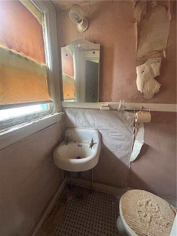 231 E 72nd Terrace — photo 30