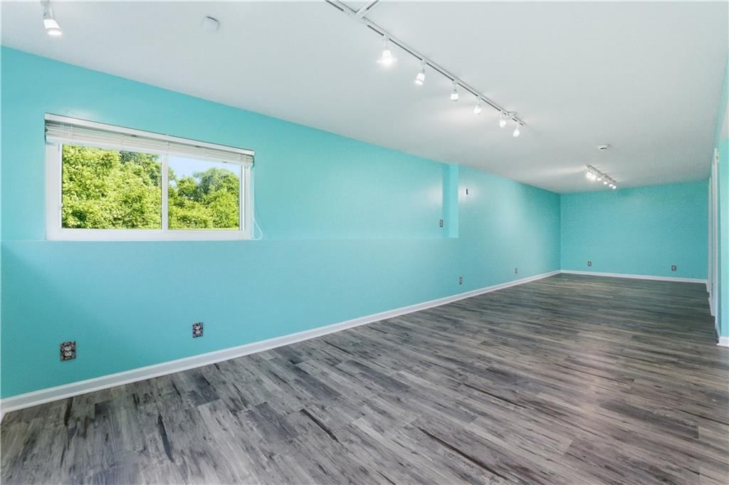 541 NW Fox Hollow Lane — photo 30