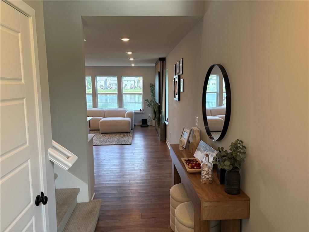 8705 SW Edgewater Drive — photo 4