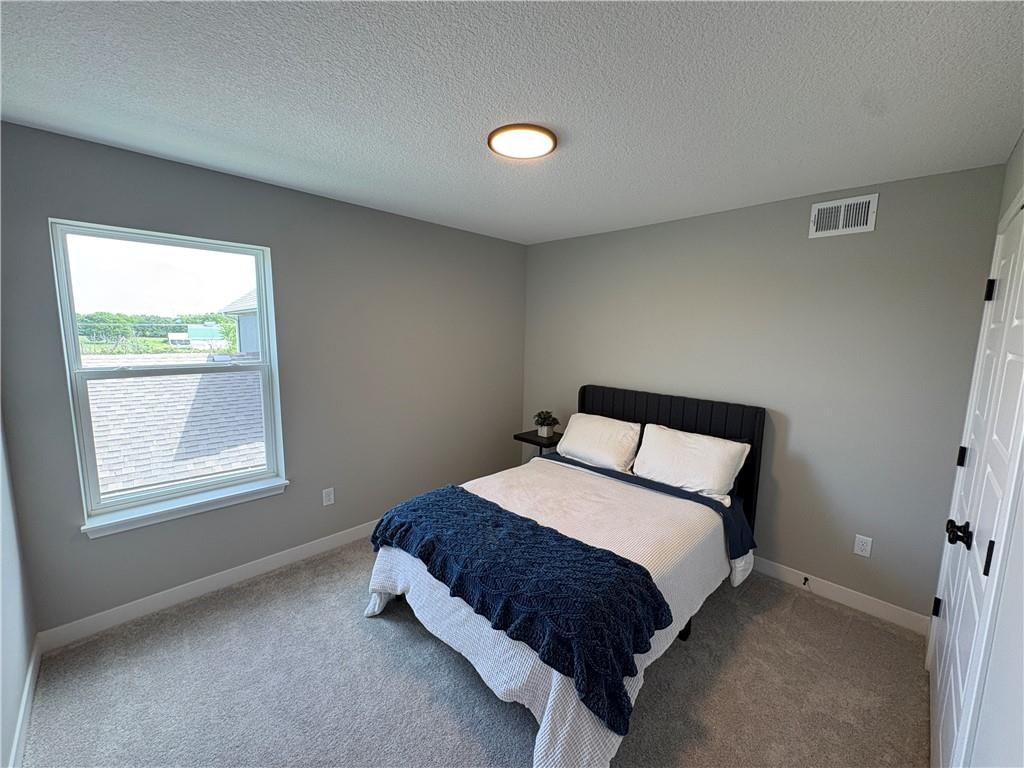 8705 SW Edgewater Drive — photo 17