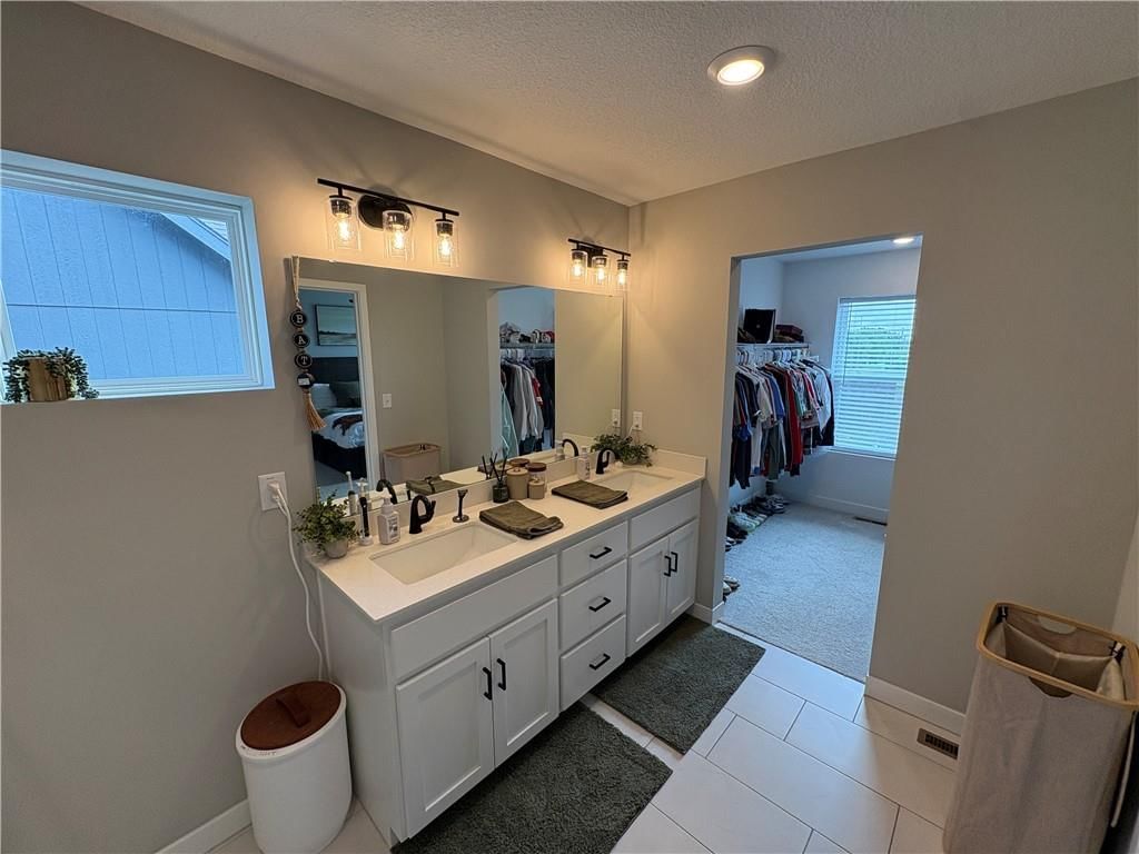 8705 SW Edgewater Drive — photo 25