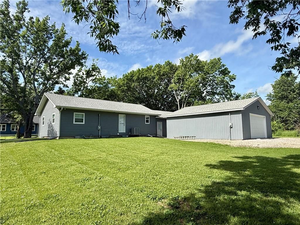 702 Kansas Street — photo 3